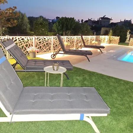Pool Paradise Retreat * Ερέτρια